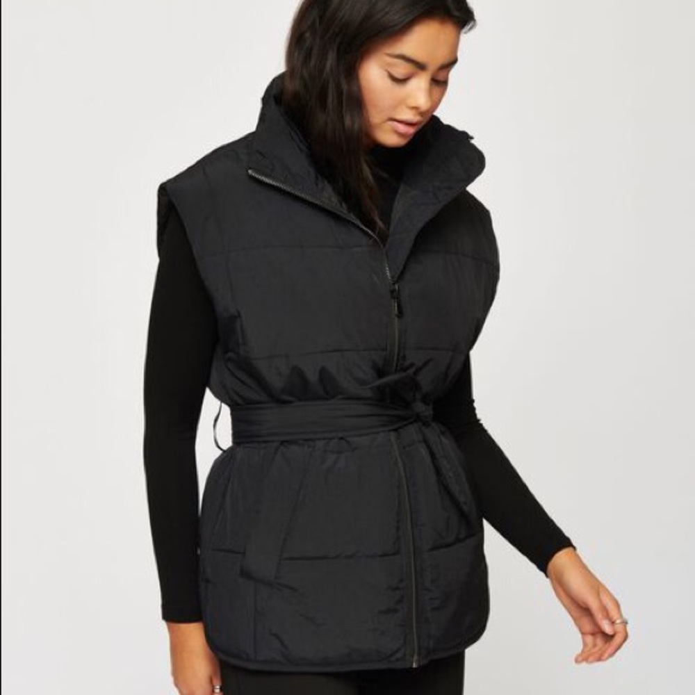 Dynamite Culver Puffer Vest EUC